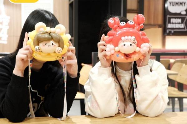 狮子座巨蟹座(狮子座巨蟹座配吗)