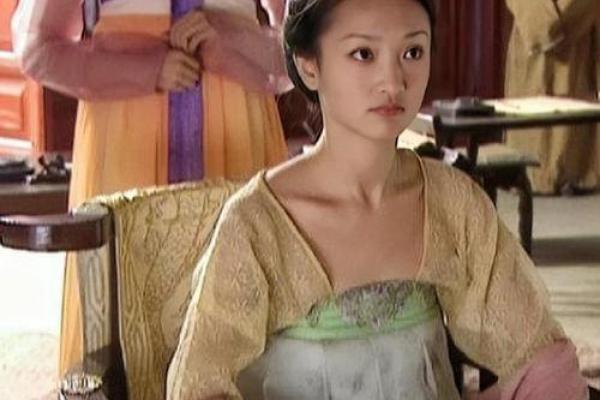 周迅紫薇斗数 周迅紫薇斗数