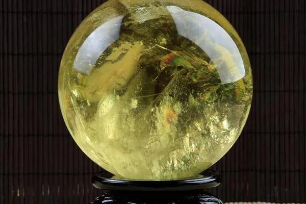 水晶球的摆放，水晶球的风水作用