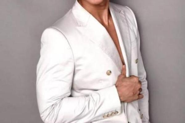 八字吴尊 八字吴尊