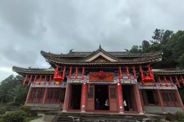 海南文笔峰道观算命