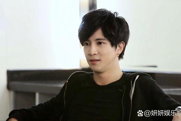 薛之谦高磊鑫星座配对 爱情让人伤感 薛之谦高磊鑫星座配对 爱情让人伤感