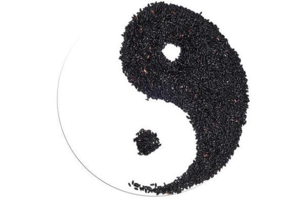 八卦命理！那英的八字命理还能走红多久？