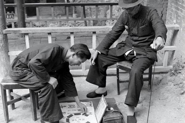 被算命的先生主动算命好吗