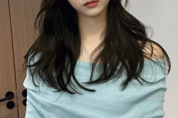 八字看哪些女孩是素颜美女