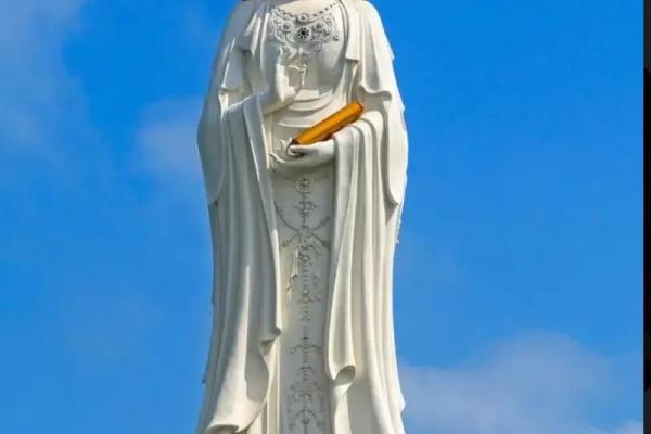 梦见观音菩萨给喝蓝色的水 梦见观音菩萨给喝蓝色的水