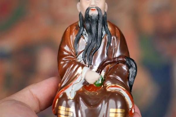 吕祖灵签81求事业 吕祖灵签81求事业