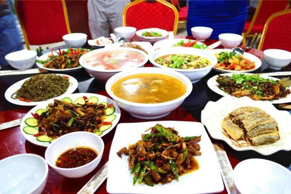 风水先生提醒：“来客不摆三盘菜，可叹十人九不知”，哪三盘菜？