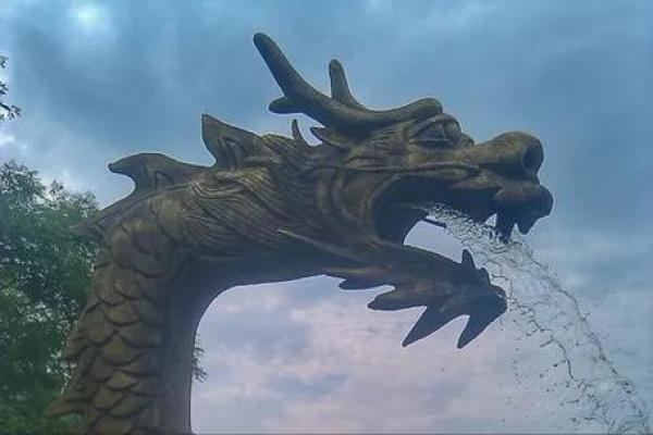 龙的风水_民间说年景有几龙治水